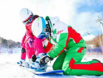 服裝制造業(yè)外貿(mào)網(wǎng)站案例